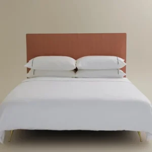 Percale bed linen in a Cambridge style
