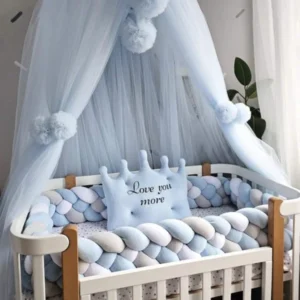 Personalized baby crib bedding set for boys. Kari studio.