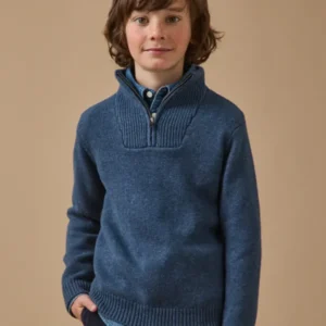 Jungenpullover mit Troyerkragen